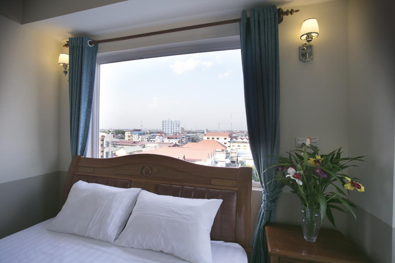 Raksmey Suo Hotel Phnom Penh Exterior photo